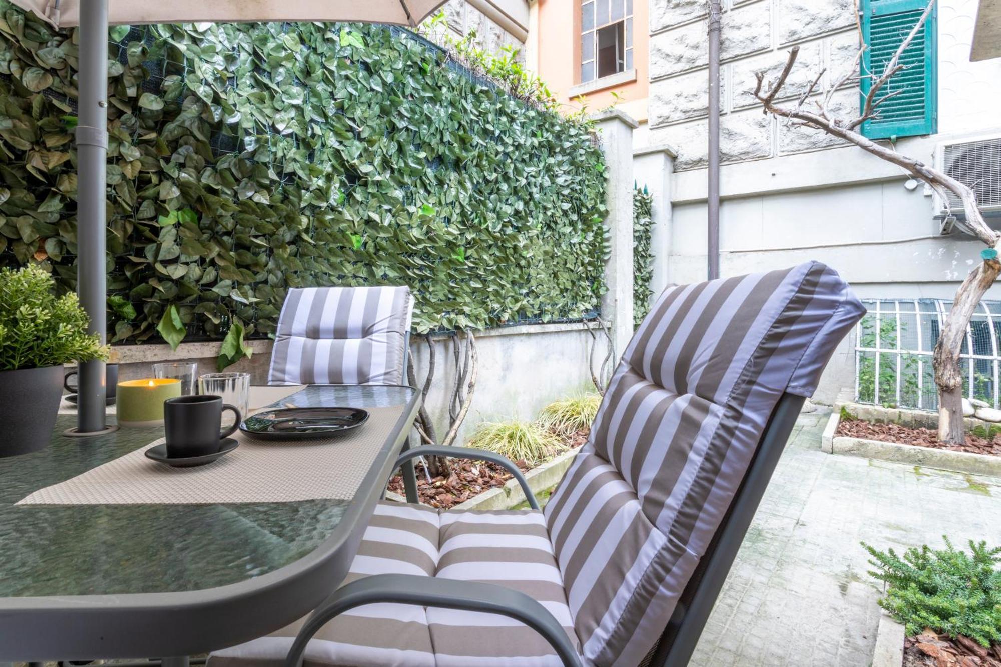 Isabella Stylish Apartment With Garden ローマ エクステリア 写真
